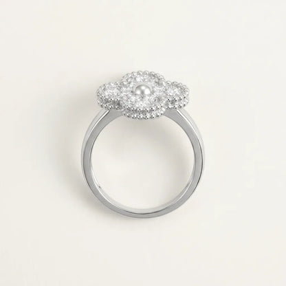 Alhambra Bloom Pavé Ring