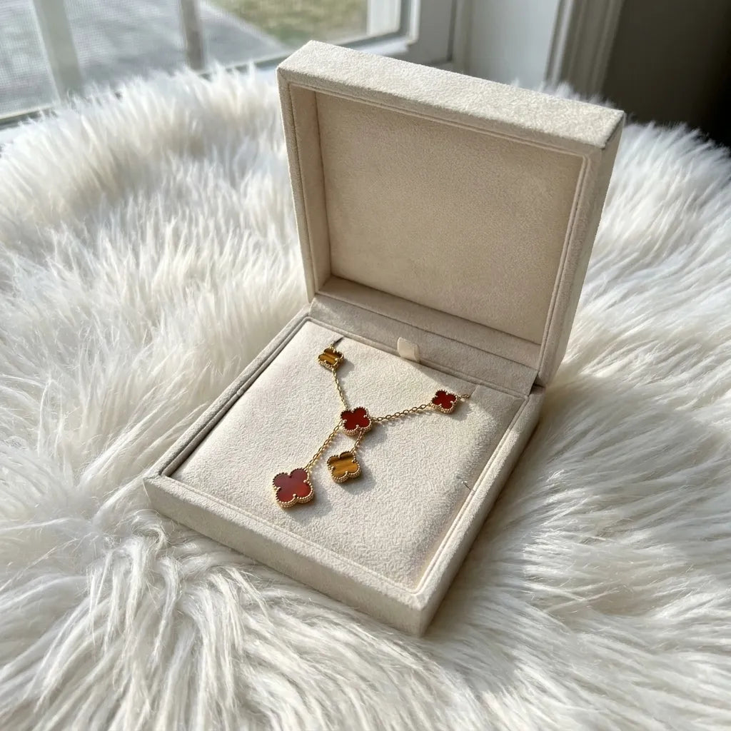 Alhambra Cascade Clover Necklace