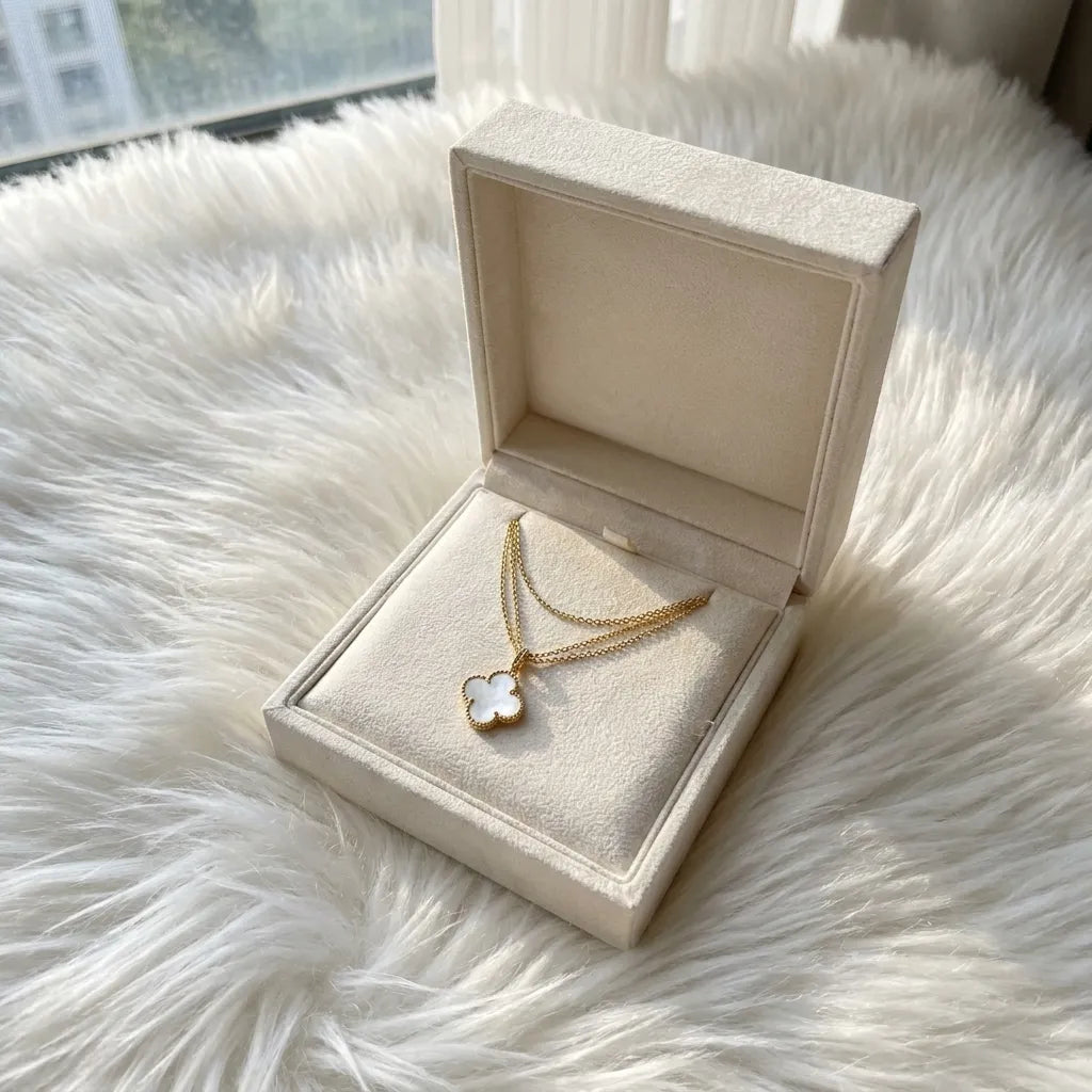 Alhambra Clover Pendant Layered Necklace