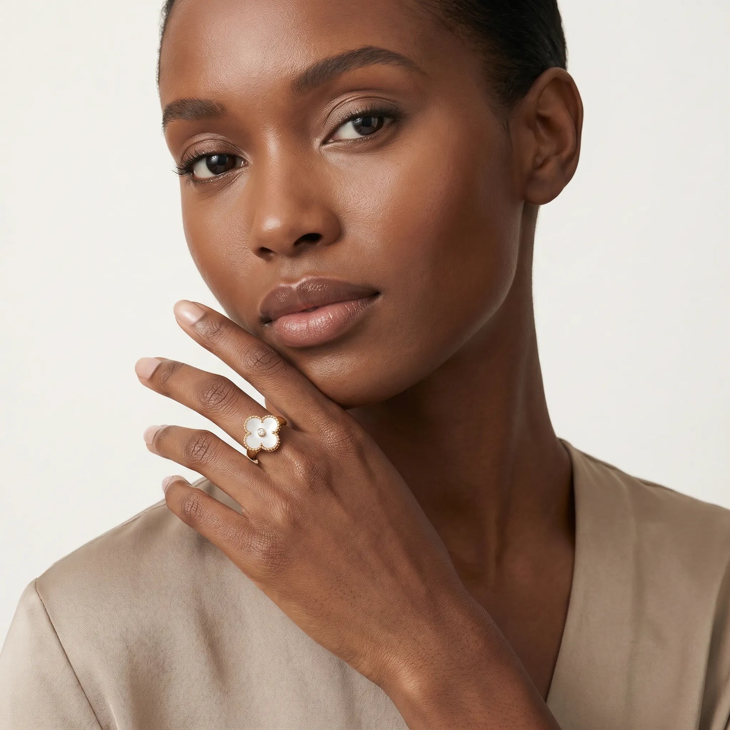 Alhambra Clover Stone Accent Ring