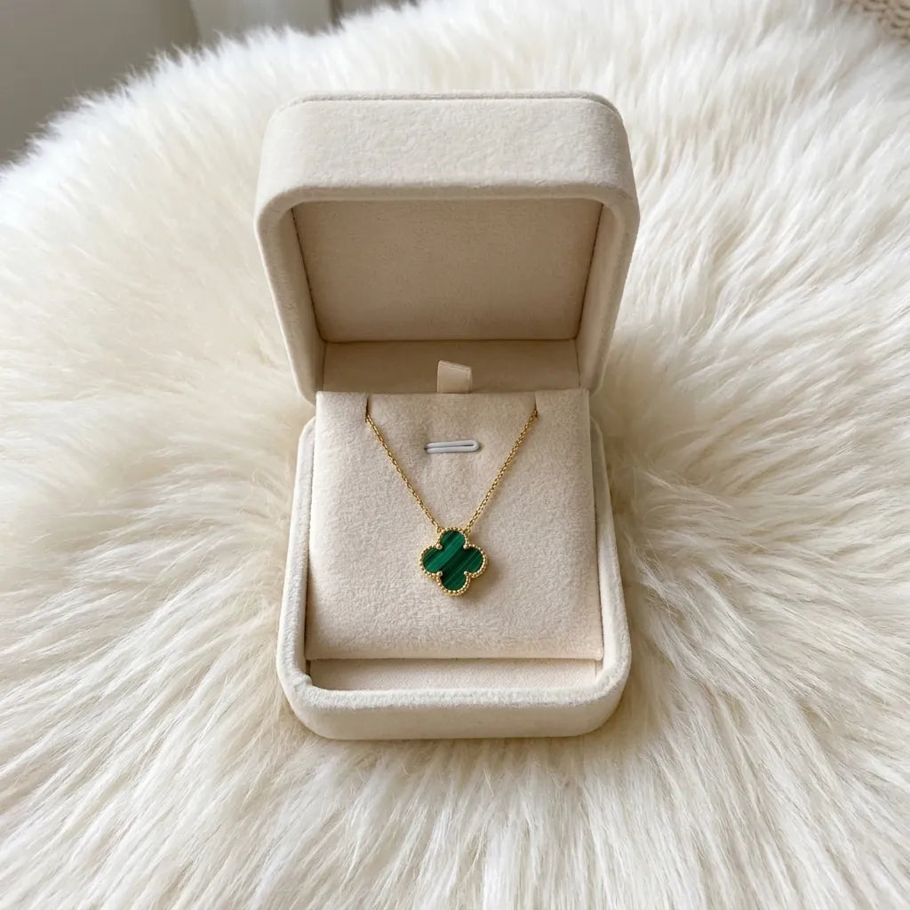 Alhambra Emerald Motif Pendant Necklace