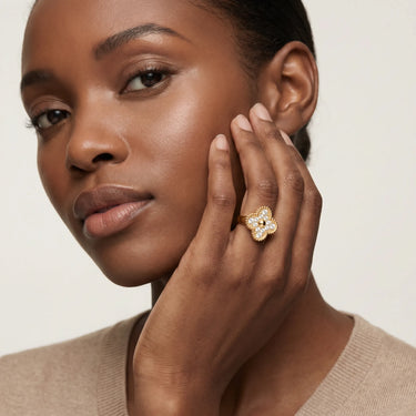 Alhambra Pavé Clover Ring