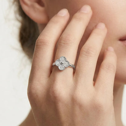 Alhambra Petite Clover Textured Ring