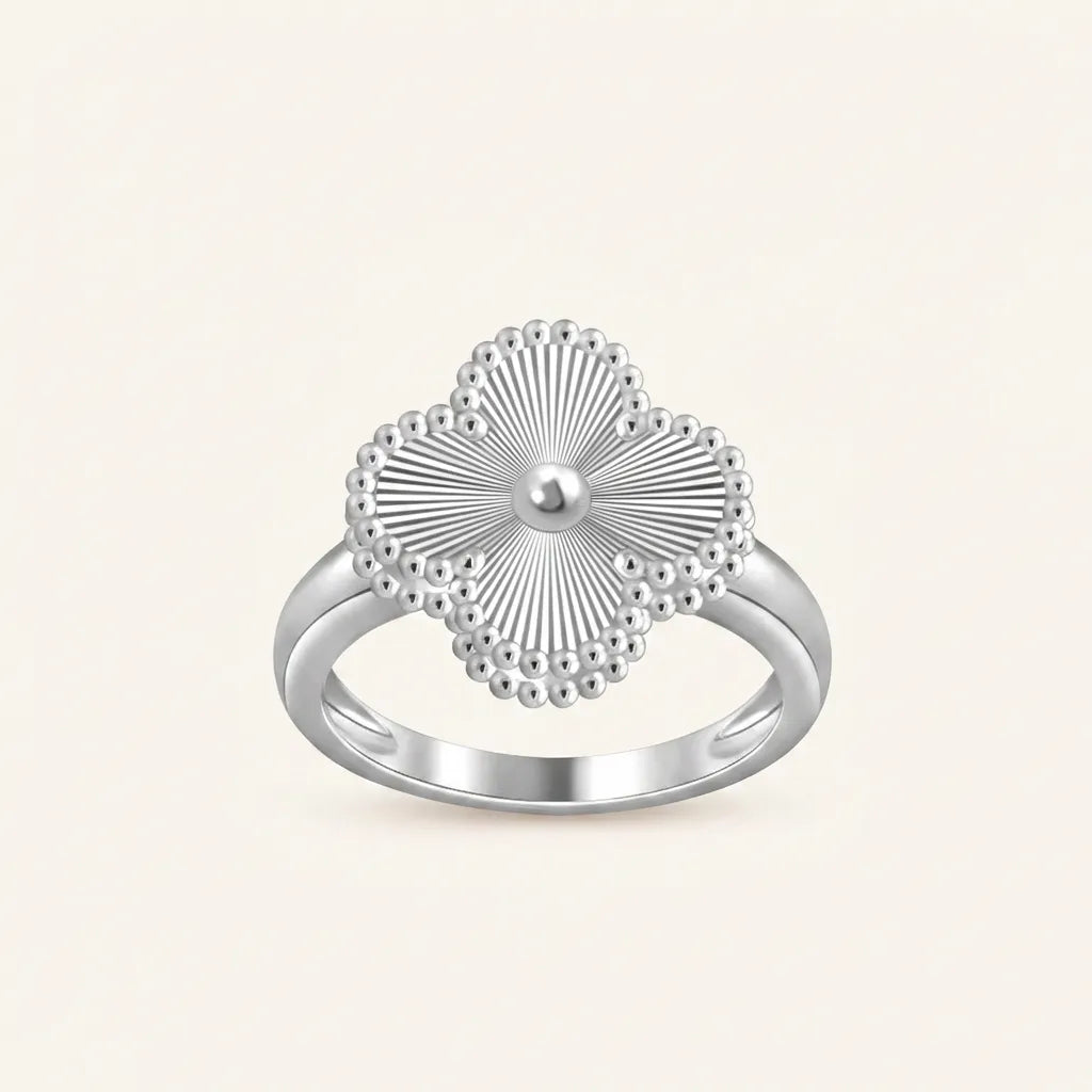 Alhambra Radiant Clover Ring