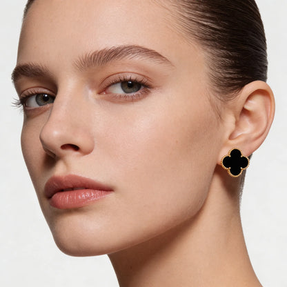 Alhambra Smooth Clover Stud Earrings