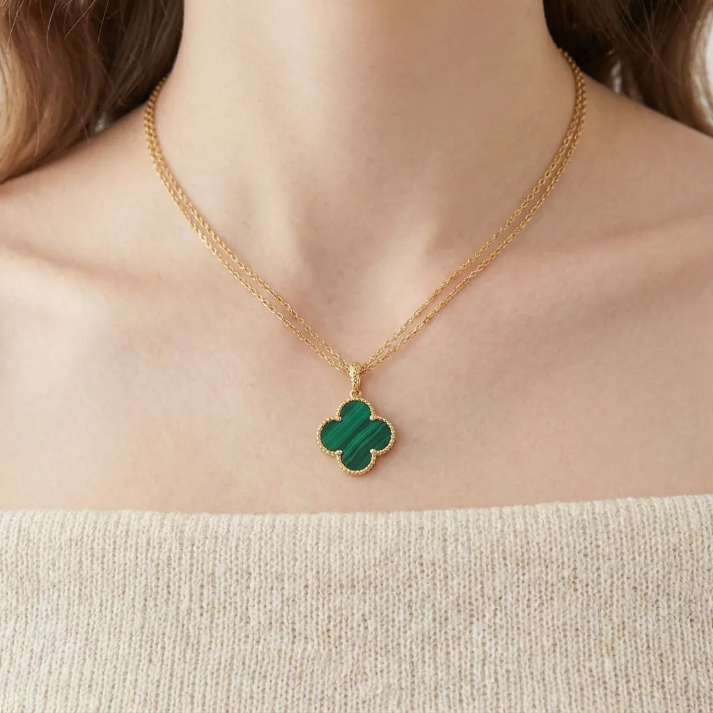 Alhambra Verde Clover Pendant Necklace