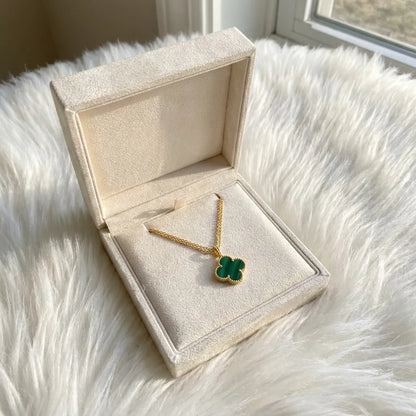 Alhambra Verde Clover Pendant Necklace