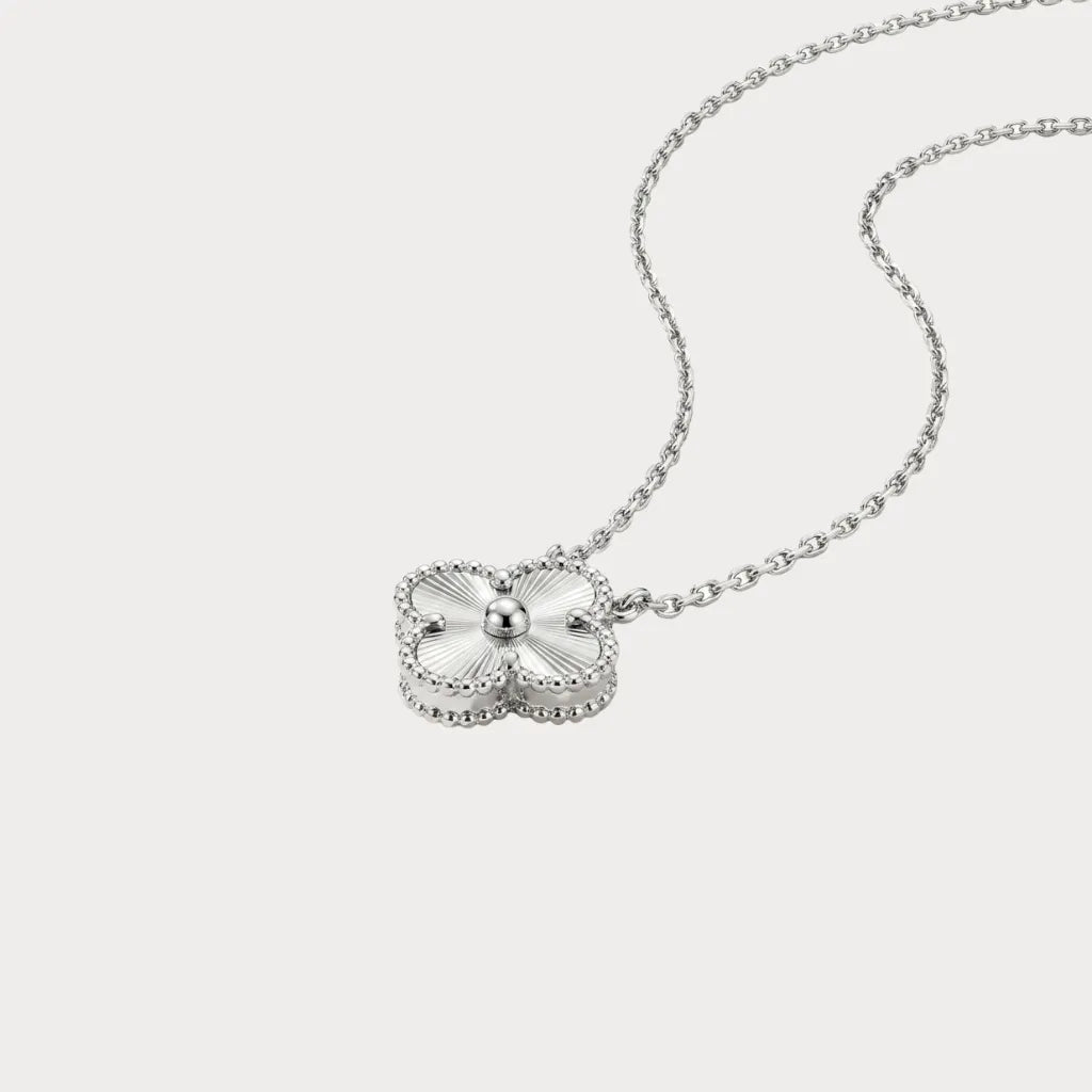 Alhambra Vintage Guilloché Pendant Necklace