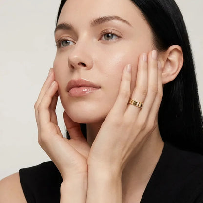 Bois Geometric Ribbed Band Ring