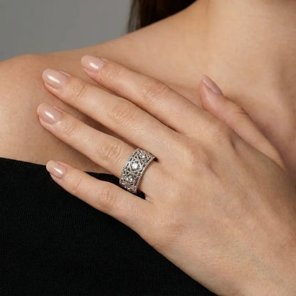 Bois Ornate Filigree Band Ring