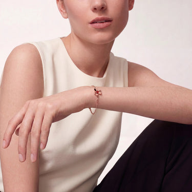 Frivole Stone Flower Bracelet
