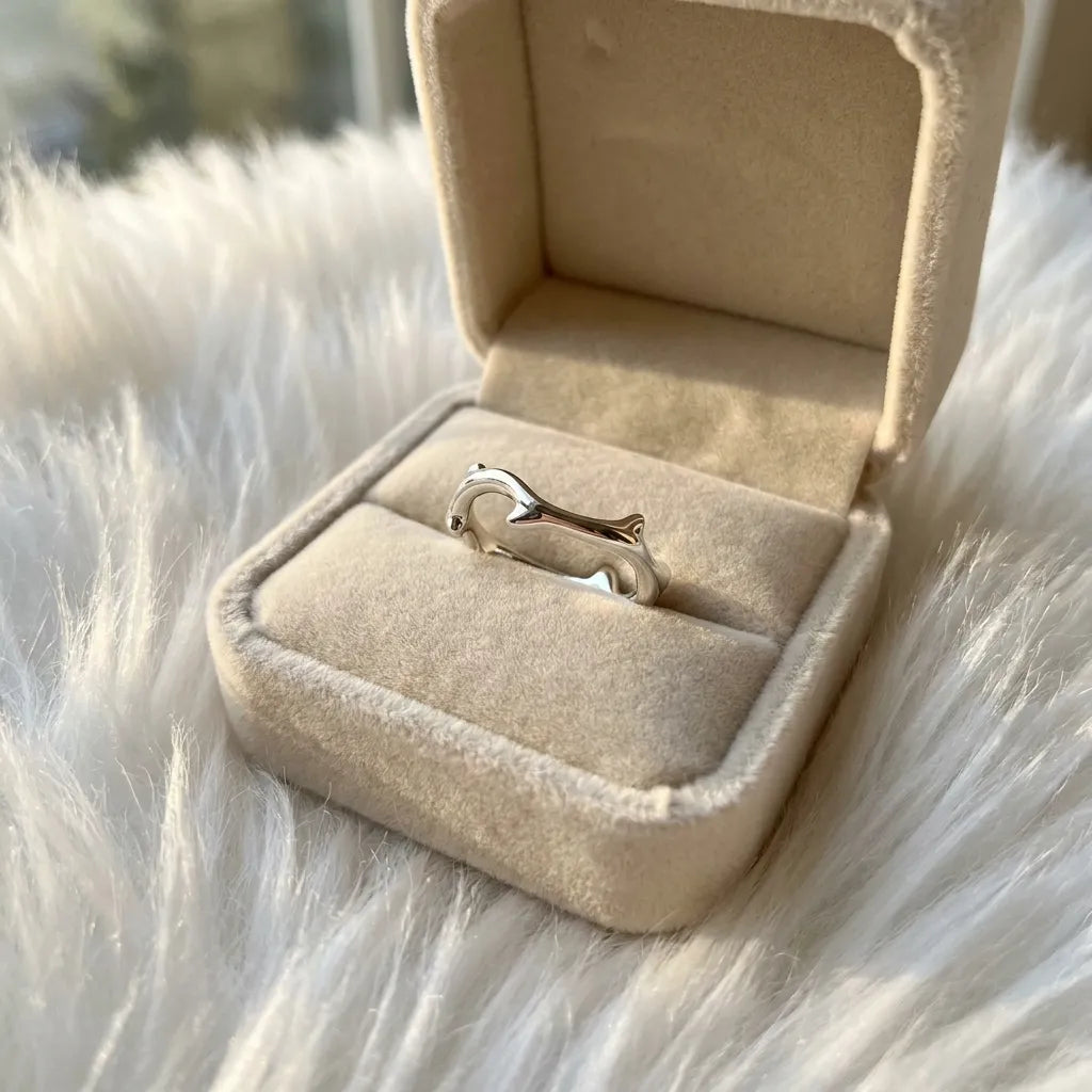Bois Open Quatrefoil Ring