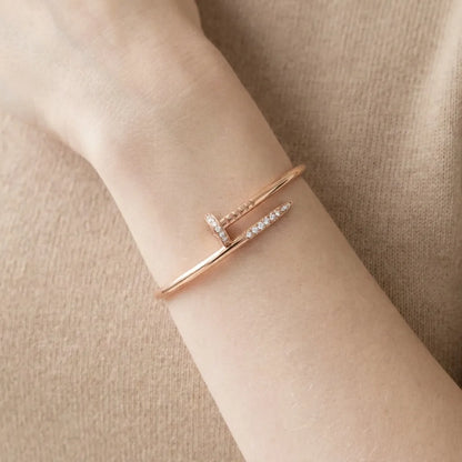 Juste un Clou Crystal Nail Bracelet