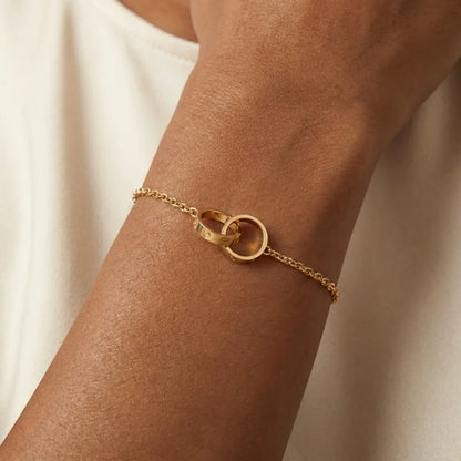 Love Interlocking Ring Chain Bracelet