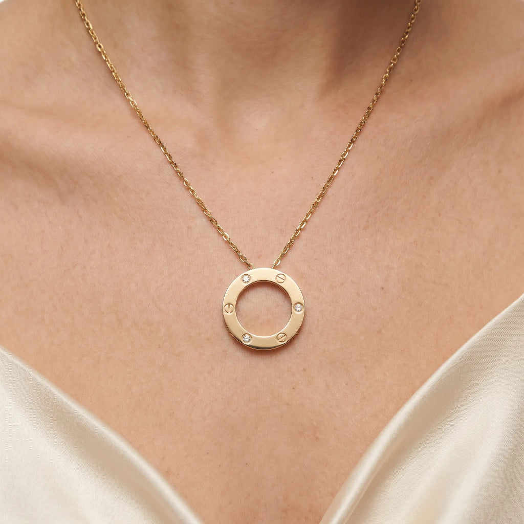 Love Screw Detail Circle Necklace