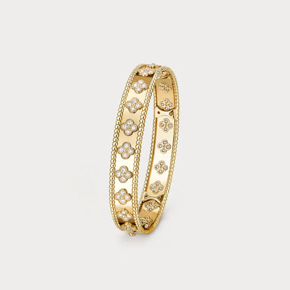Perlée Clover Pavé Bangle Bracelet