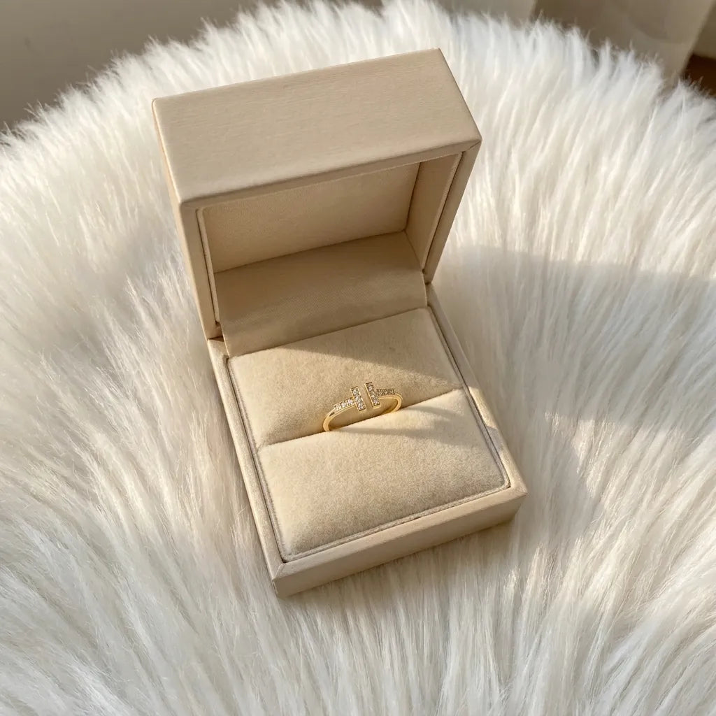 T Twin Bar Accent Ring